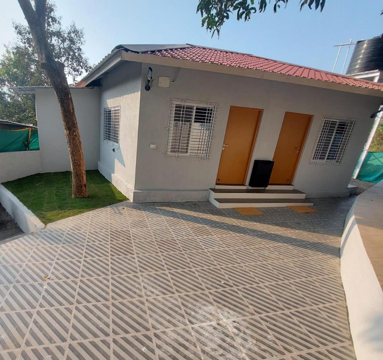 Lakshmi Farm Villa Alībāg Exterior photo